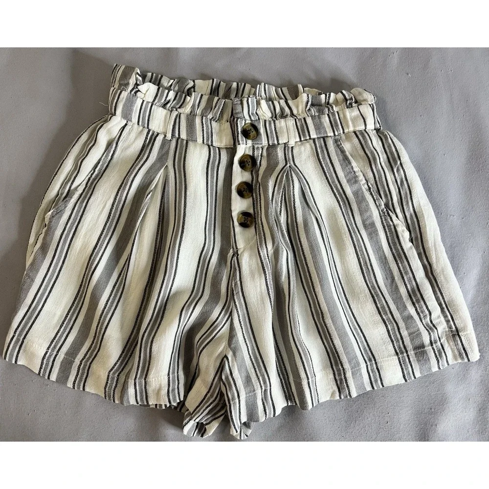 American Eagle High Waisted Striped Button Front Runner Short Size‎ Small NWT